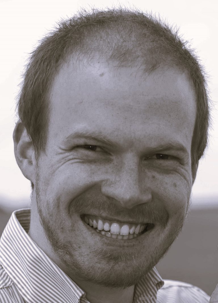 Portrait de Dr Quentin Muller, orthopédie au centre VitaSanté de Mont-Saint-Guibert